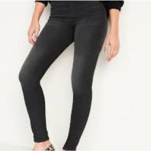 Black Super Skinny Old Navy Jeans